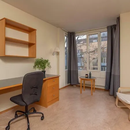 Lively & Minimalist Studio Near The City Centre! Apartment *